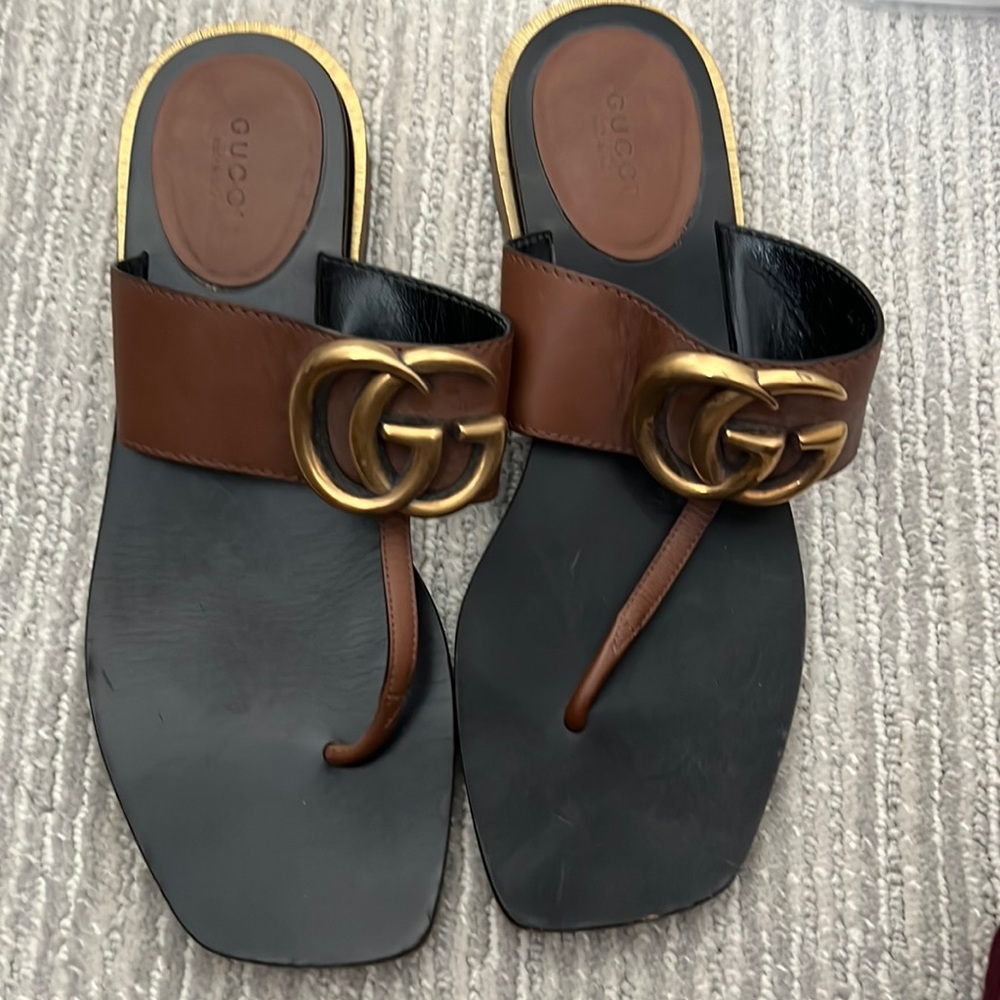 Gucci womens sandals size 39